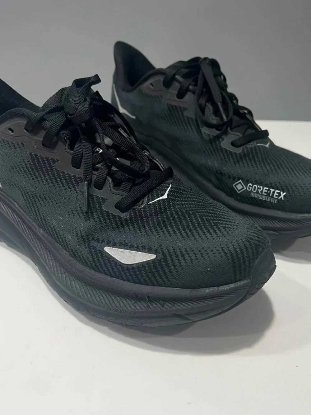HOKA Womens Clifton 9 GTX Waterproof Running Shoes Black Size 8.5